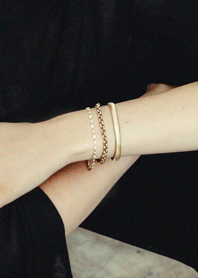 Bracelets collection